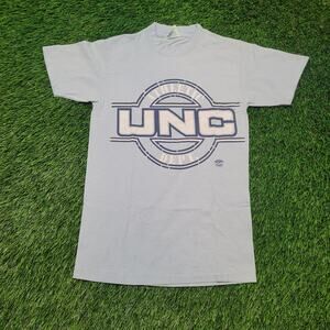 VTG 80s UNC North Carolina T-Shirt Mens XS Shrunken Fit Slim Fit Jordan Era